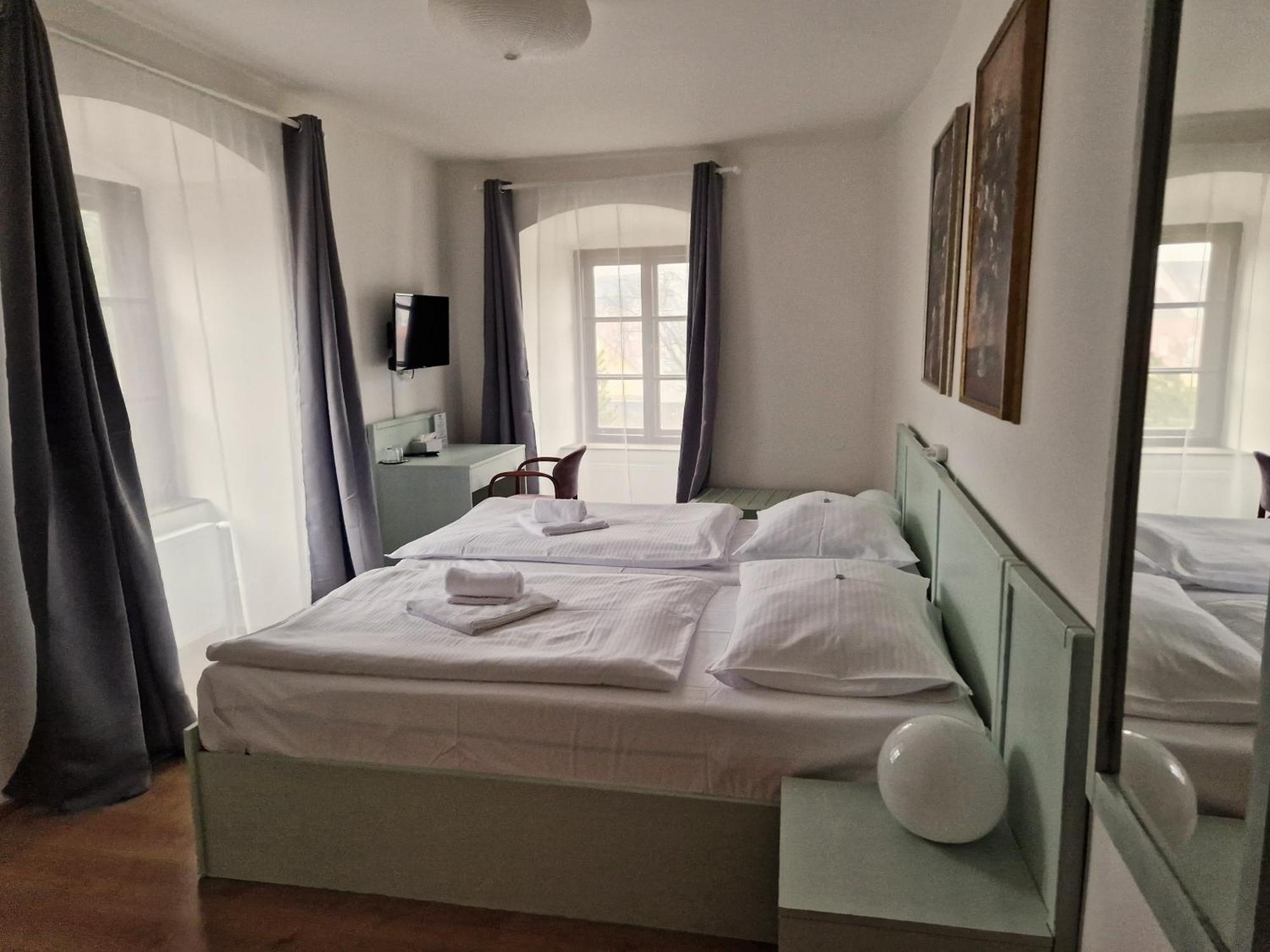 Hotel Celerin Telč Екстериор снимка